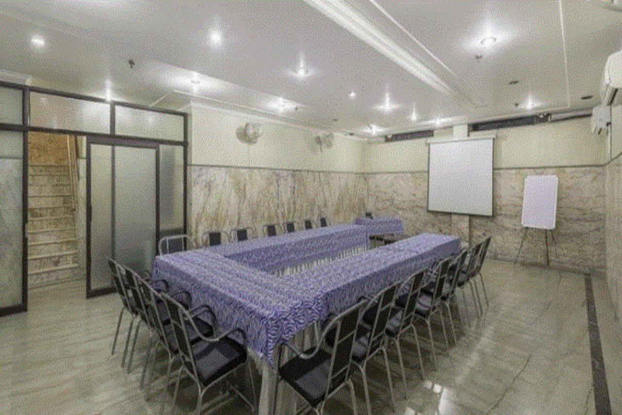 Hotel Treebo Trend Singh Sons Karol Bagh à New Delhi Extérieur photo