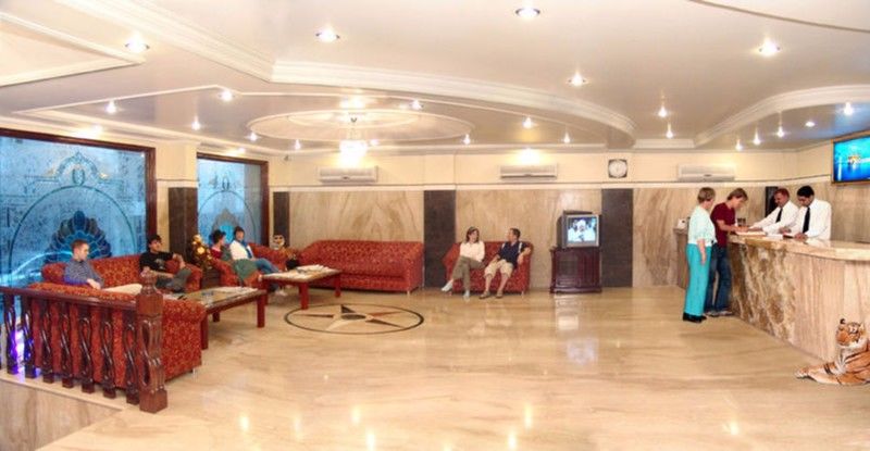 Hotel Treebo Trend Singh Sons Karol Bagh à New Delhi Extérieur photo