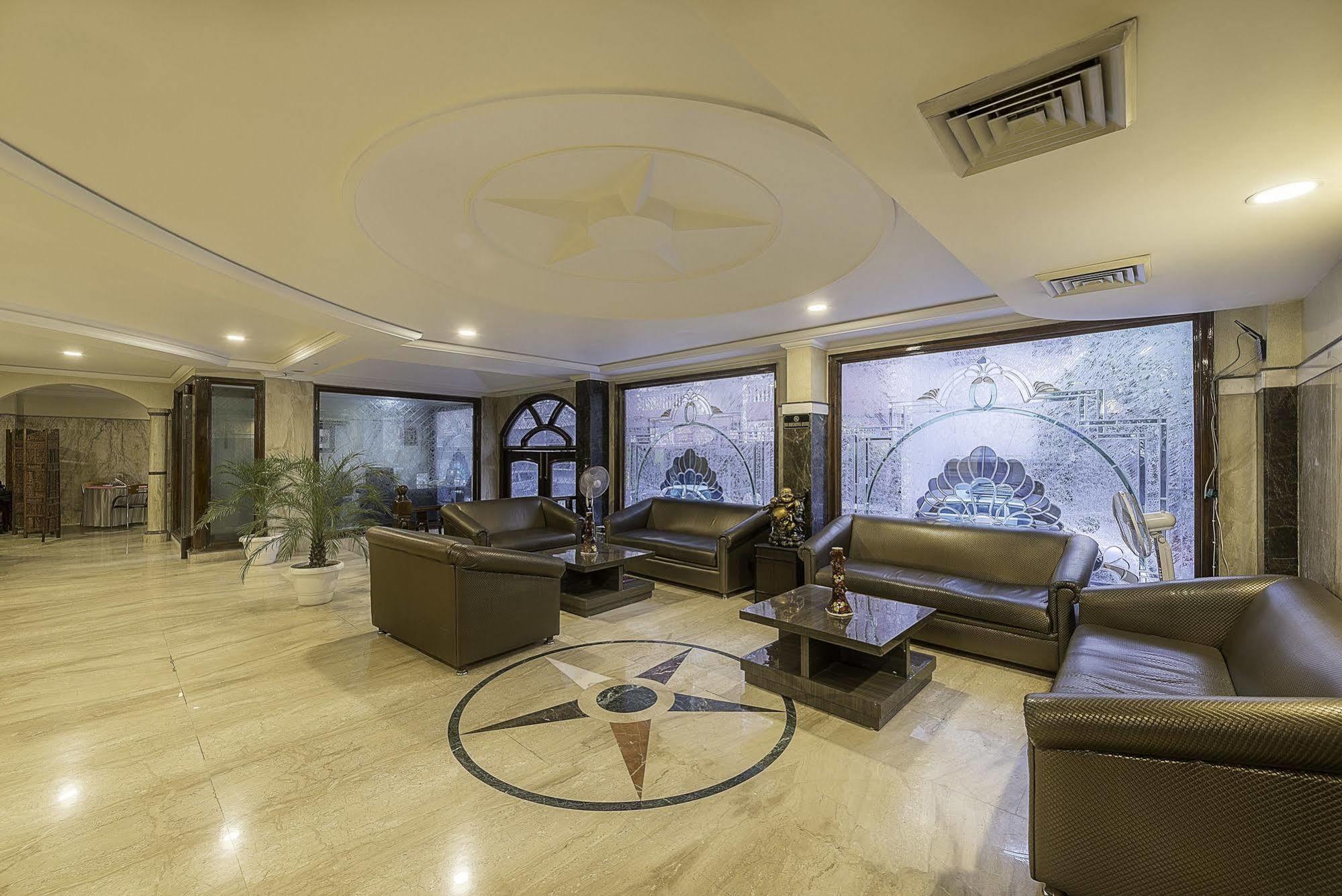 Hotel Treebo Trend Singh Sons Karol Bagh à New Delhi Extérieur photo