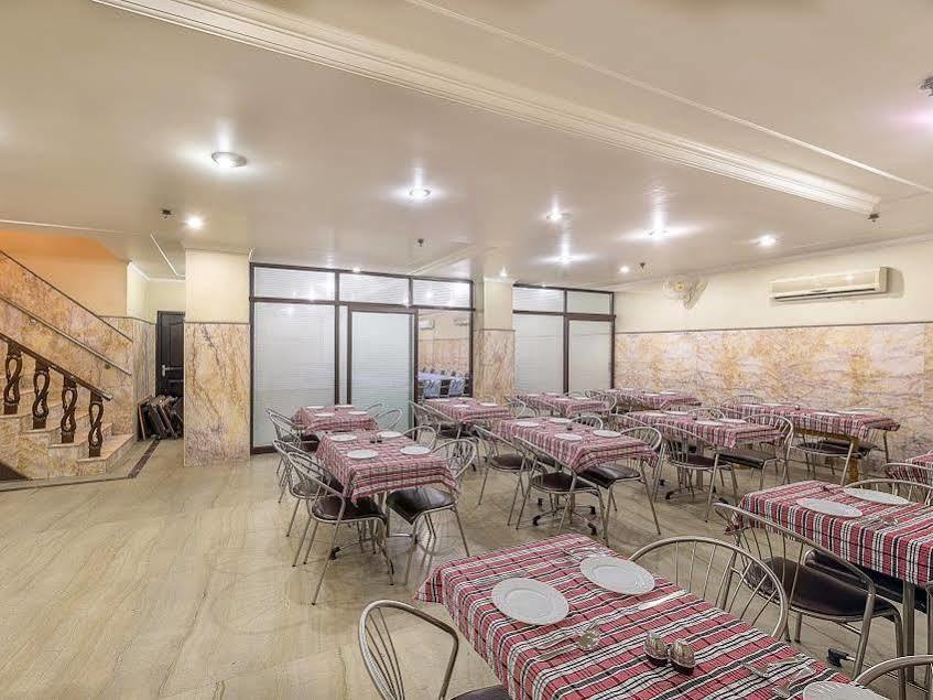 Hotel Treebo Trend Singh Sons Karol Bagh à New Delhi Extérieur photo