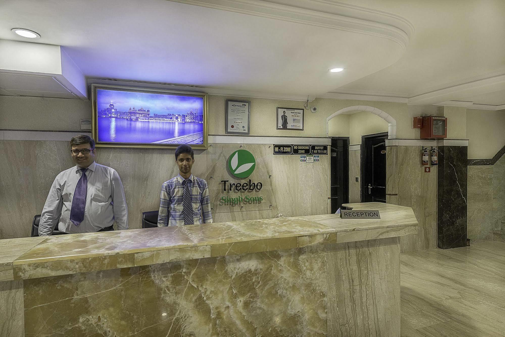 Hotel Treebo Trend Singh Sons Karol Bagh à New Delhi Extérieur photo