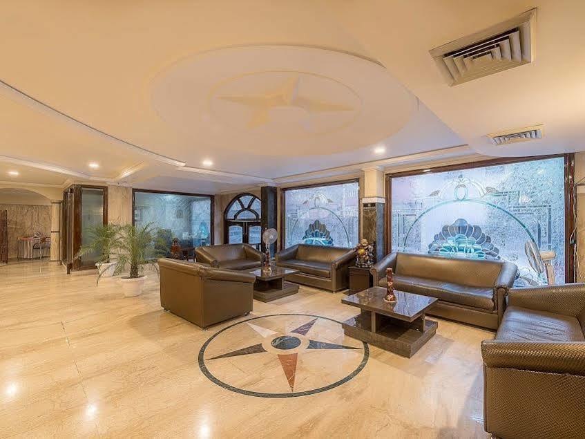 Hotel Treebo Trend Singh Sons Karol Bagh à New Delhi Extérieur photo
